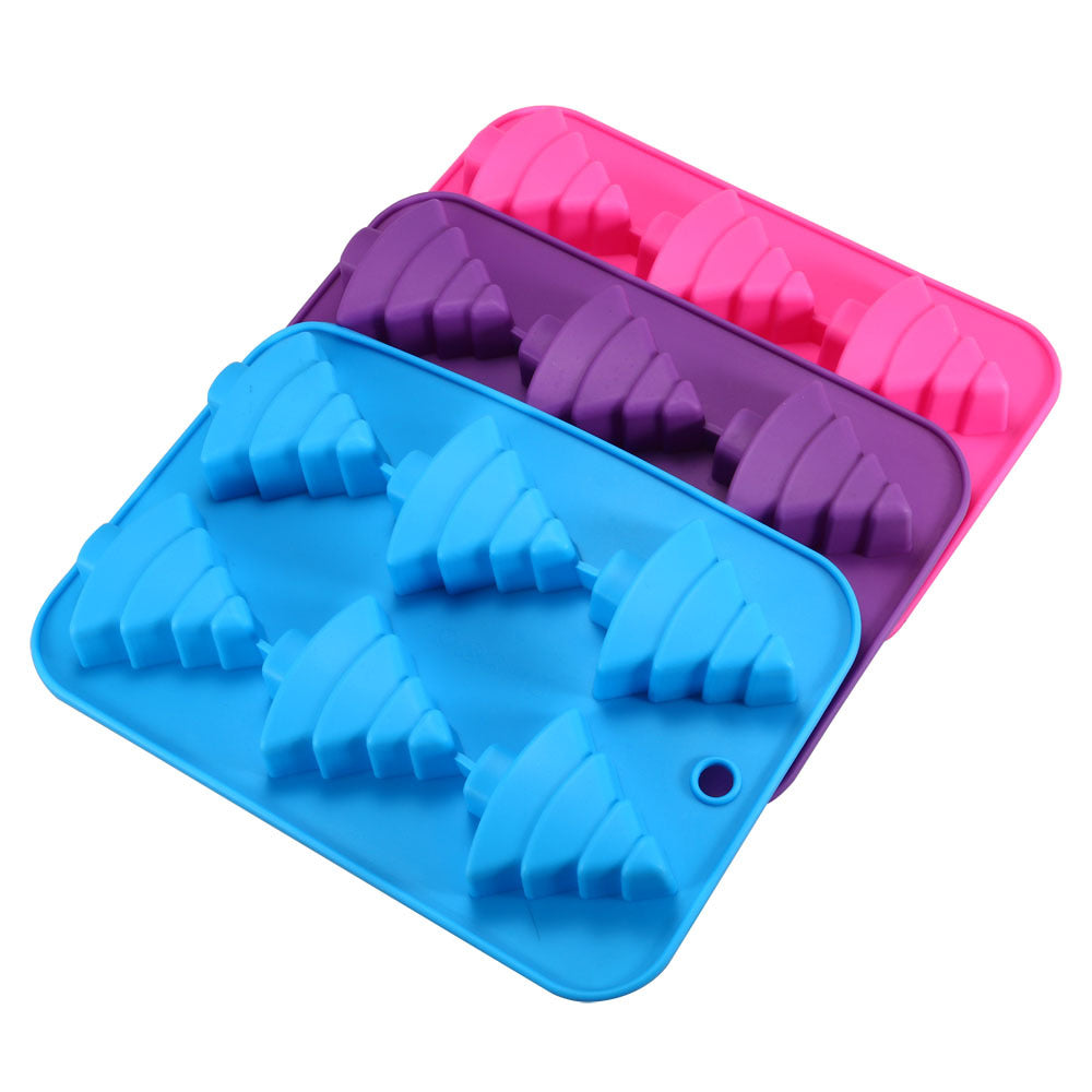 EcoTail Christmas tree silicone mold for cats and dogs