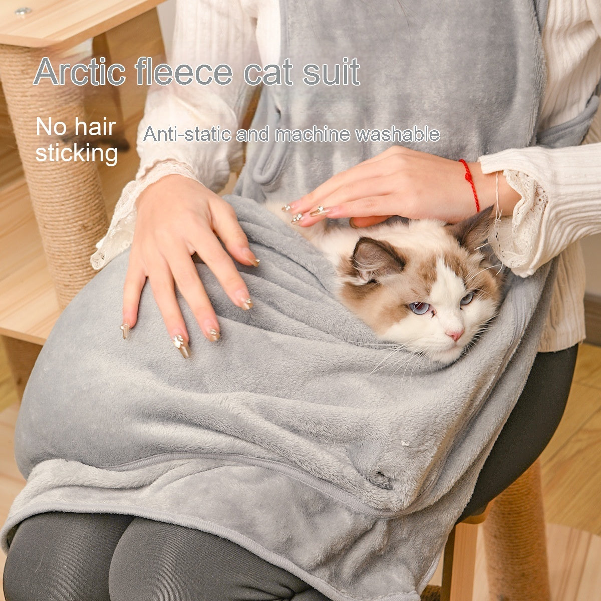 EcoTail Pet Carrier Hoodie with Cat Pouch
