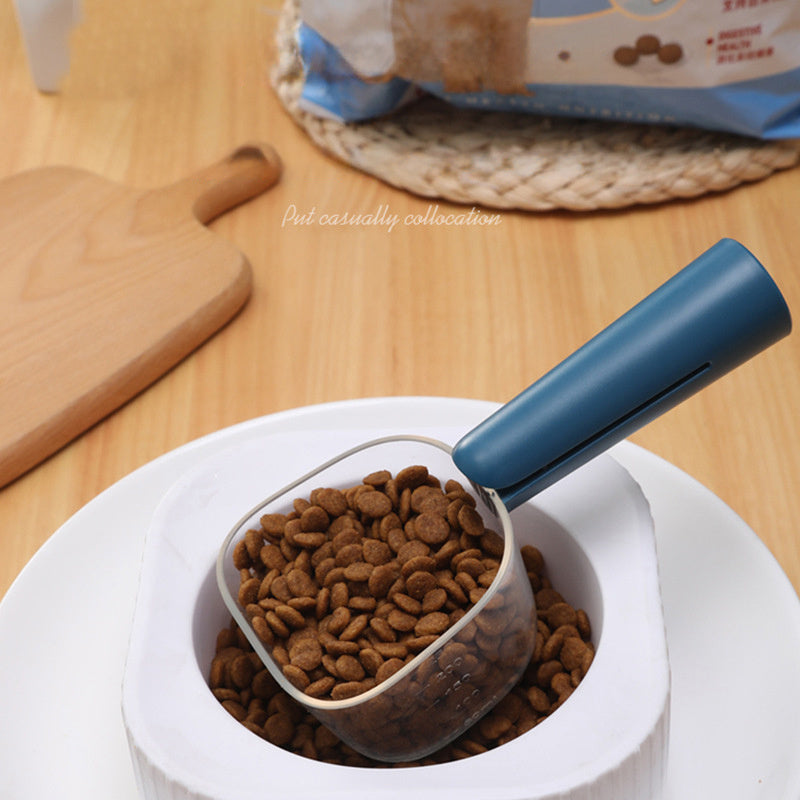 EcoTail™ Pet Food Measuring Scoop with Scale (EcoSafe)